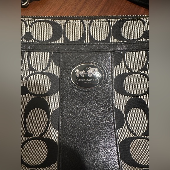 Coach Sutton Crossbody - Picture 3 of 6